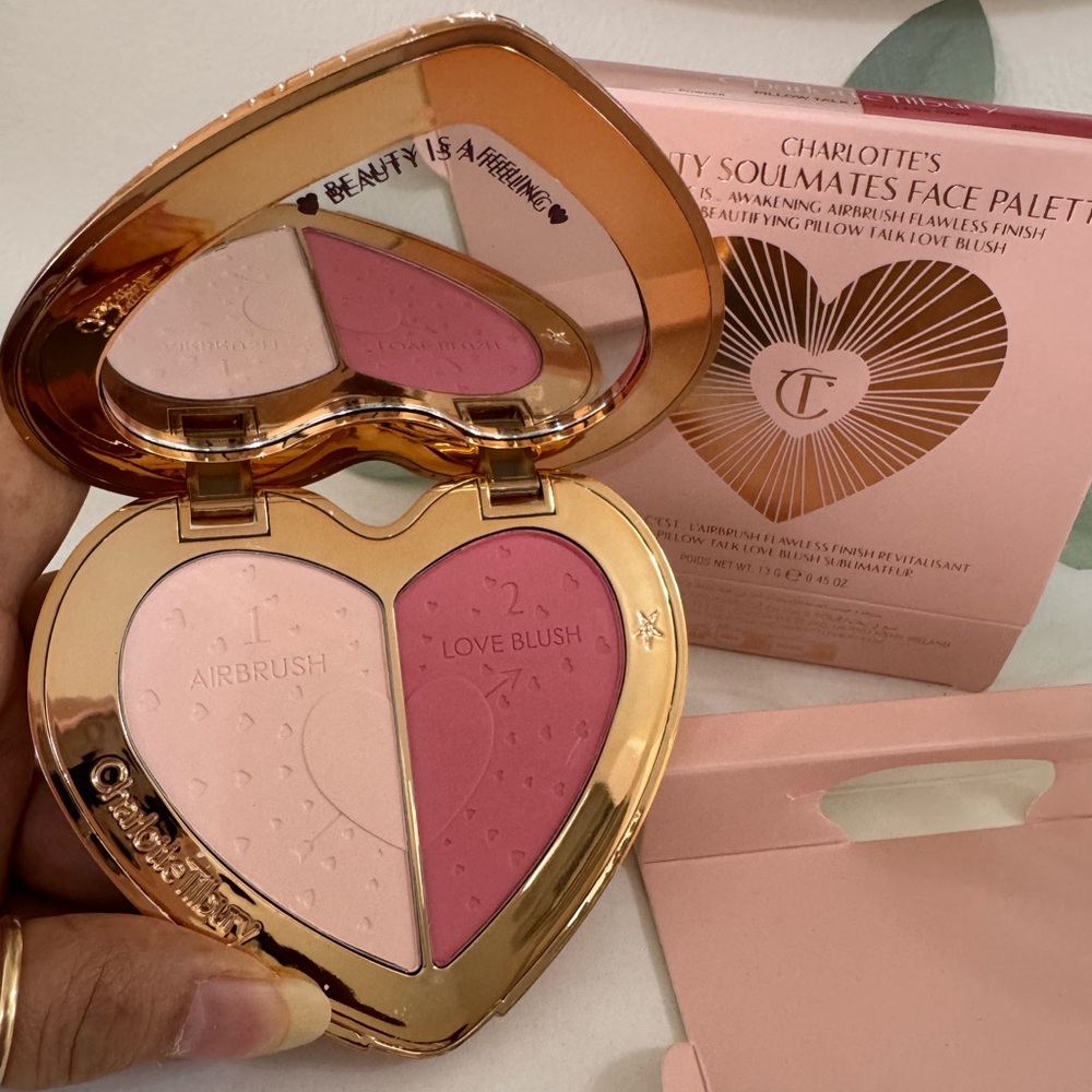 Charlotte Tilbury Beauty Soulmates Face Palette - Pink and Cream